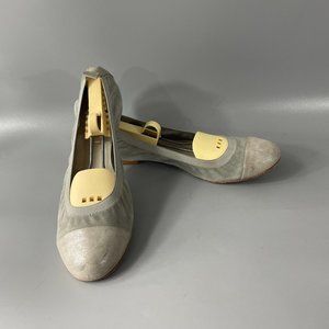 275 Central Gray Suede Ballet Flats, Size 40